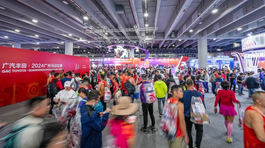 阿斯：拉菲尼亚因为肌肉不适缺战贝蒂斯，他能出战下场欧冠