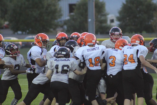 球星任意球脚法惊艳亮相